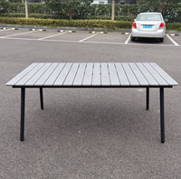 Table de jardin rectangulaire pliable en plastique et bois avec structure métallique, design moderne, pour hôtels et salons