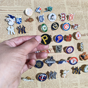 Goedkope prijs, direct verzendklaar, sport honkbal league vintage revers speld emaille pins badge - Product Image 6