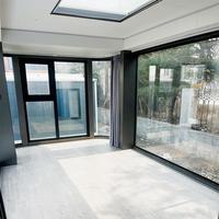 Modules de bureau à domicile avec toit, maison préfabriquée, chambres d'hôtel préfabriquées, mini-maison portable, capsule spatiale de camping de luxe