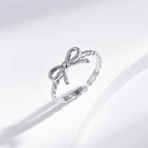 Anillo de compromiso de plata de ley 925 con nudo, chapado en oro de 18k, con circonita, diseño de lazo, elegante y económico, para chicas. - Product Image 3