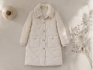 Manteau long en duvet <span class=keywords><strong>beige</strong></span> confortable sans capuche avec col en fourrure de lapin, veste matelassée à nouer à la taille pour femmes - Product Image 2