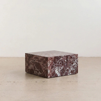 Table basse en marbre Rosa Levanto de style rétro luxueux et moderne, de forme cubique basse, pour salon, villa, hôtel, maison