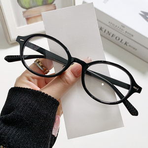 แว่นตาทรงรีกรอบเล็ก แว่นตาอ่านหนังสือป้องกันแสงสีฟ้าสำหรับผู้หญิง วัสดุ PC ทรงกลมเต็มกรอบ สไตล์เกาหลีอินเทรนด์ - Product Image 3