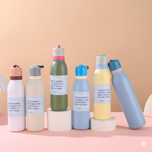 Botella de agua de acero inoxidable aislada con tapa giratoria de 18oz/24oz con logotipo personalizado, con pajita para deportes y viajes, libre de BPA. - Product Image 1