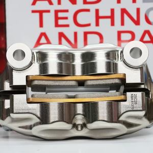 Étrier de frein de moto pour la course, GP4RX, nickelé, étrier radial à pas de 100 mm avec plaquettes de frein - Product Image 4