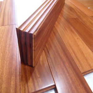 Revêtement de sol en bois massif tropical moderne 18mm préfini T & G couleur acajou <span class=keywords><strong>Iroko</strong></span> (teck africain) plancher intérieur en bois dur lisse - Product Image 3