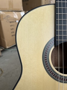 <span class=keywords><strong>Guitarra</strong></span> clásica laminada de 39 pulgadas de bajo presupuesto de la marca Aiersi <span class=keywords><strong>para</strong></span> estudiantes y <span class=keywords><strong>principiantes</strong></span> - Product Image 6