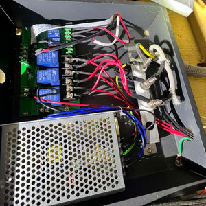 صندوق كهربائي أسود ساونا بالأشعة تحت الحمراء ، والإمداد بالطاقة - Product Image 1