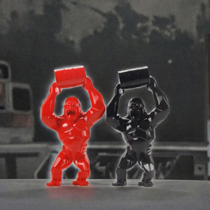 Statue de gorille King Kong en résine durable avec cœur pour la décoration de la maison, du bureau, de l'hôtel, du club - Product Image 2