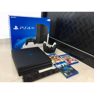 Consola de Juegos Portátil <span class=keywords><strong>PS4</strong></span> <span class=keywords><strong>Pro</strong></span> 95% <span class=keywords><strong>Nueva</strong></span> Original de <span class=keywords><strong>1TB</strong></span>, Venta al por Mayor con Controlador y Accesorios Originales - Product Image 4