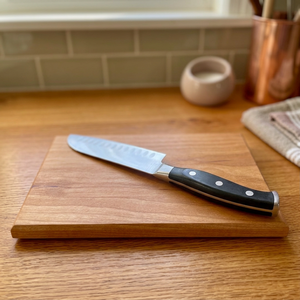 Tabla de cortar de madera natural con resina, accesorio de cocina para cortar y servir verduras, frutas, pan y carne, y para la preparación de comidas. - Product Image 4