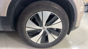 Volvo <span class=keywords><strong>XC40</strong></span> 2023 B3 ZhiYuan Versione Lusso Usata Economica all'Ingrosso per Esportazione - <span class=keywords><strong>Auto</strong></span> Usate di Seconda Mano - Product Image 5