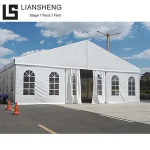 خيمة كبيرة للأماكن المفتوحة 15 مترًا × 30 مترًا 20 مترًا × 30 مترًا مخصصة مصنوعة من الألومنيوم خيمة بيضاء شفافة للمعارض التجارية للبيع للمناسبات الكنسية
