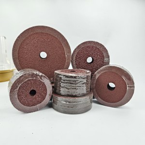 Discos de fibra de circonio de granos de óxido de aluminio rojo de 5 pulgadas y 125mm, discos de <span class=keywords><strong>lija</strong></span> de papel de <span class=keywords><strong>lija</strong></span> con orificio cruzado, disco de fibra de rueda abrasiva - Product Image 3