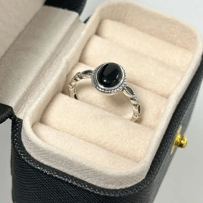 Vendita all'ingrosso Vintage Cabochon gemma circondata da corda attorcigliata agata nera 925 argento Sterling anello a fascia per le donne