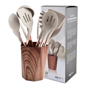 Lot de 11 ustensiles de pâtisserie en <span class=keywords><strong>silicone</strong></span> durable à motif bois, antiadhésifs, anti-brûlure, avec manche plaqué or - Product Image 4