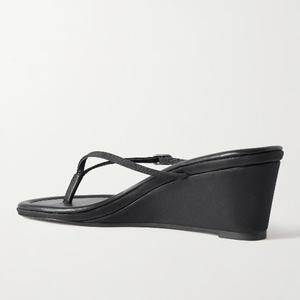 Sandales à pince pour femme au design épuré, sexy, style mules, grandes tailles 46, coupe large, talons compensés hauts - Product Image 3
