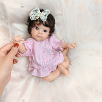 Exquis 12 pouces Silicone Reborn Baby Doll avec des cheveux courts enracinés à la main réaliste à collectionner réaliste nouveau-né jouet cadeau