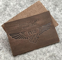 Étiquettes de vêtements personnalisées avec logo en relief, étiquettes cousues, étiquettes en cuir véritable pour jeans, étiquettes en caoutchouc pour vêtements
