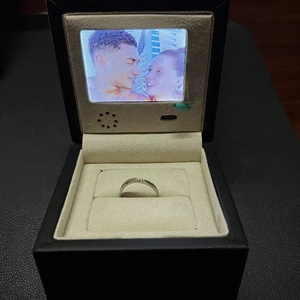 Lussuosa Scatola in Pelle per Anelli con Schermo LCD e Lettore Video da <span class=keywords><strong>2</strong></span>,4 Pollici, Presentazione Video Caricabile, Confezione Regalo per Matrimoni, Compleanni, San Valentino - Product Image 2