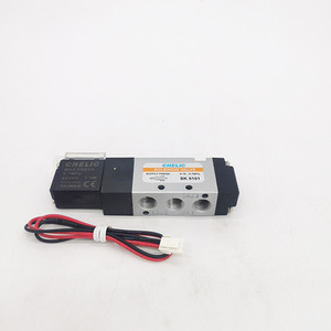 Vanne solénoïde Chelic 5 voies 2 positions DC24V pour systèmes hydrauliques - Product Image 1