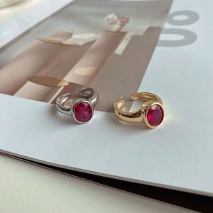 Anillo Solitario de Plata de Ley Chapado en Oro de 18K con Rodio de la Colección Minimalista Dylam, Elementos Infinitos, Zirconia de 2ct Grado 5A - Product Image 6