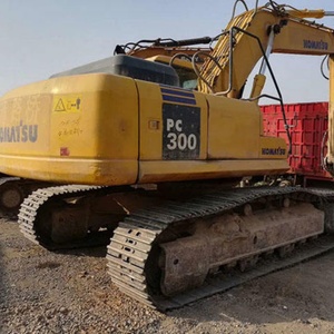 Excavatrice Komatsu PC300-7 d'occasion, état impeccable, moteur, boîte de vitesses, pompe à engrenages, roulement, PLC, godet de 1,4 m, poids opérationnel de 30 tonnes - Product Image 5