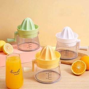 Mini-presse-agrumes manuel en plastique, outil de cuisine multifonctionnel pour fruits - Product Image 1