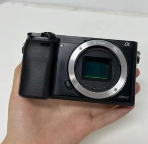Cámara Sony S A6000 ILCE-6000 APS-C sin Espejo, Solo Cuerpo, 24.3MP, Video 1080P, Usada - Product Image 4