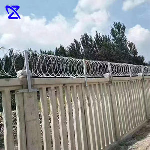 Alambre de Púas de Acero Inoxidable 304, Anti-Escalada, Galvanizado, Protección Reforzada, Mayor Seguridad, 200m 500m, Mejor Vendedor, <span class=keywords><strong>Precio</strong></span> de Fábrica - Product Image 1