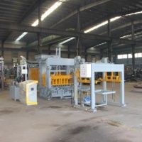 Équipement de production de blocs de béton hydrauliques QT8-15