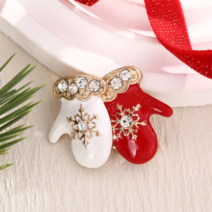 <b>Christmas</b> Brooches Alloy Snowman Reindeer Santa Bell Decorations Unisex Fashion Accessories - Product Image 4