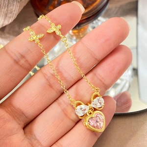 Collar con Colgante de Corazón Rosa Chapado en Oro con Circonita Cúbica Estilo Coreano para Chicas Encantadoras - Product Image 3