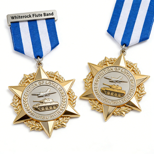 Vibrantes Placas de Maratón Personalizadas Chapadas en Oro con Cinta para el Cuello para Campeones de Carreras - Product Image 3
