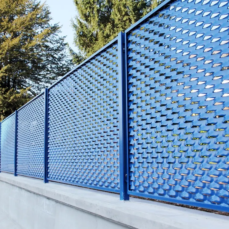 expanded metal fencing panel