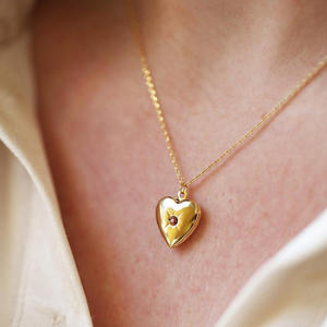 Collier pendentif médaillon souvenir avec cadre photo DIY en plaqué or 18 carats, pierre de naissance des 12 mois, cadeau pour la fête des mères, vente en gros - Product Image 3