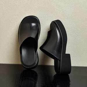 Leather <b>slippers</b> thick soles men shoes Increase height by 6cm Breathable open-toe Suitable for wearing garment sophisticate look - Product Image 1