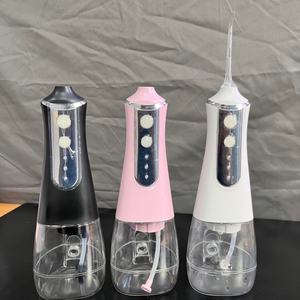 Hydropulseur Dentaire Portable Électrique Sans Fil IPX7 300ml Alimentation USB Détachable pour Hôtels et Usage Domestique - Product Image 4