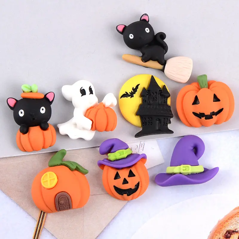 Günstiger Preis Schleim harz Charms Dekorationen Verschiedene Halloween Theme Craft für Home Decor Holiday Festival Crafts