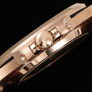 Excellente montre-bracelet sportive personnalisée et sophistiquée, couleur or, boîtier octogonal en acier inoxydable, pour les activités professionnelles et les activités de plein air - Product Image 4