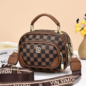 Sac à bandoulière cylindrique pour femme An Ru Shi avec fermeture éclair, imprimé tendance, pour usage quotidien - Product Image 1