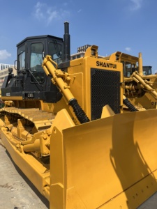 รถดันดินตีนตะขาบ Shantui SD22 สีเหลือง รุ่น SD22 พร้อมชิ้นส่วนเครื่องยนต์หลัก รถดันดิน Shantui SD 32 คุณภาพสูง - Product Image 3
