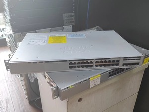 Commutateurs réseau Mellanox 24 ports PoE+ série 9200 C9200L-24T-4G-E avec 4x1G Uplink SNMP Version 4G-E - Product Image 2
