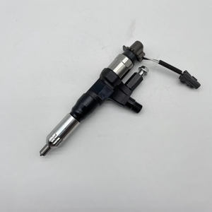 หัวฉีดน้ำมันดีเซลคุณภาพดี 095000-6811 สำหรับเครื่องยนต์ J08E 7.7L 8.0L - Product Image 3