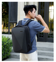Sac d'ordinateur en EVA à coque rigide imperméable, directement de l'usine, sac à dos pour ordinateur portable en polyester durable avec port USB