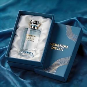 Nouveau produit, flacon <span class=keywords><strong>de</strong></span> <span class=keywords><strong>parfum</strong></span> en verre bleu <span class=keywords><strong>de</strong></span> 30 ml, 50 ml, 100 ml, emballage <span class=keywords><strong>de</strong></span> luxe transparent, flacon <span class=keywords><strong>de</strong></span> Cologne avec logo et boîte dorés - Product Image 2