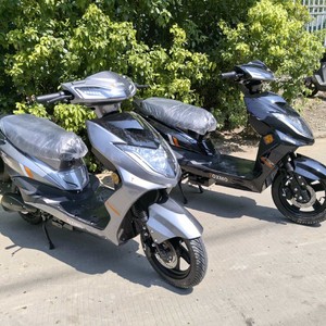 Motos électriques, scooters tout-terrain et planches à roulettes électriques pour adultes les plus vendus et les moins chers en gros, moteur 60V 20Ah, autonomie 50 km - Product Image 2
