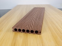 Plancher de terrasse Rongke OEM écologique, résistant au feu, à faible entretien et facile à installer pour projets d'aménagement paysager