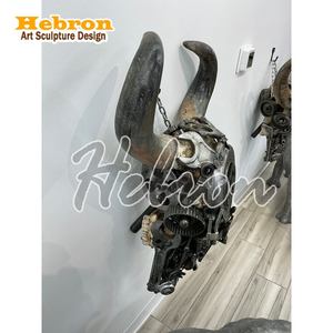 Escultura de Gran Tamaño para Decoración de Paredes, Hecha de Fibra de Vidrio con Forma de Cuerno de Toro y Metal Reciclado, para Paredes de Clubes, Suministro de Fábrica - Product Image 2