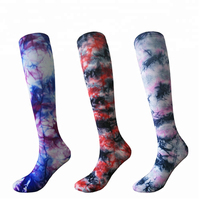 Vente en gros de bas de compression montants en polyester, décontractés, respirants, écologiques, à motifs originaux, pour mollets larges, personnalisables par sublimation et tie-dye